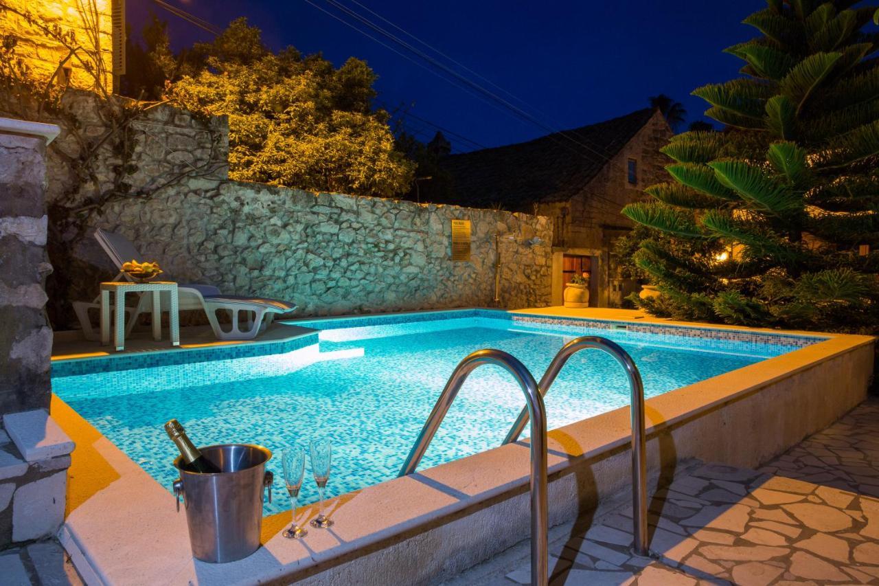 Apartments Kralj1 챠브타트 외부 사진
